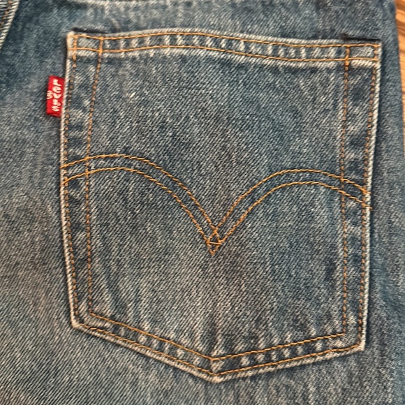 Levi’s Wedgie Straight Jeans - Picture 6 of 13